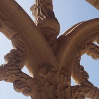 Central column of arch